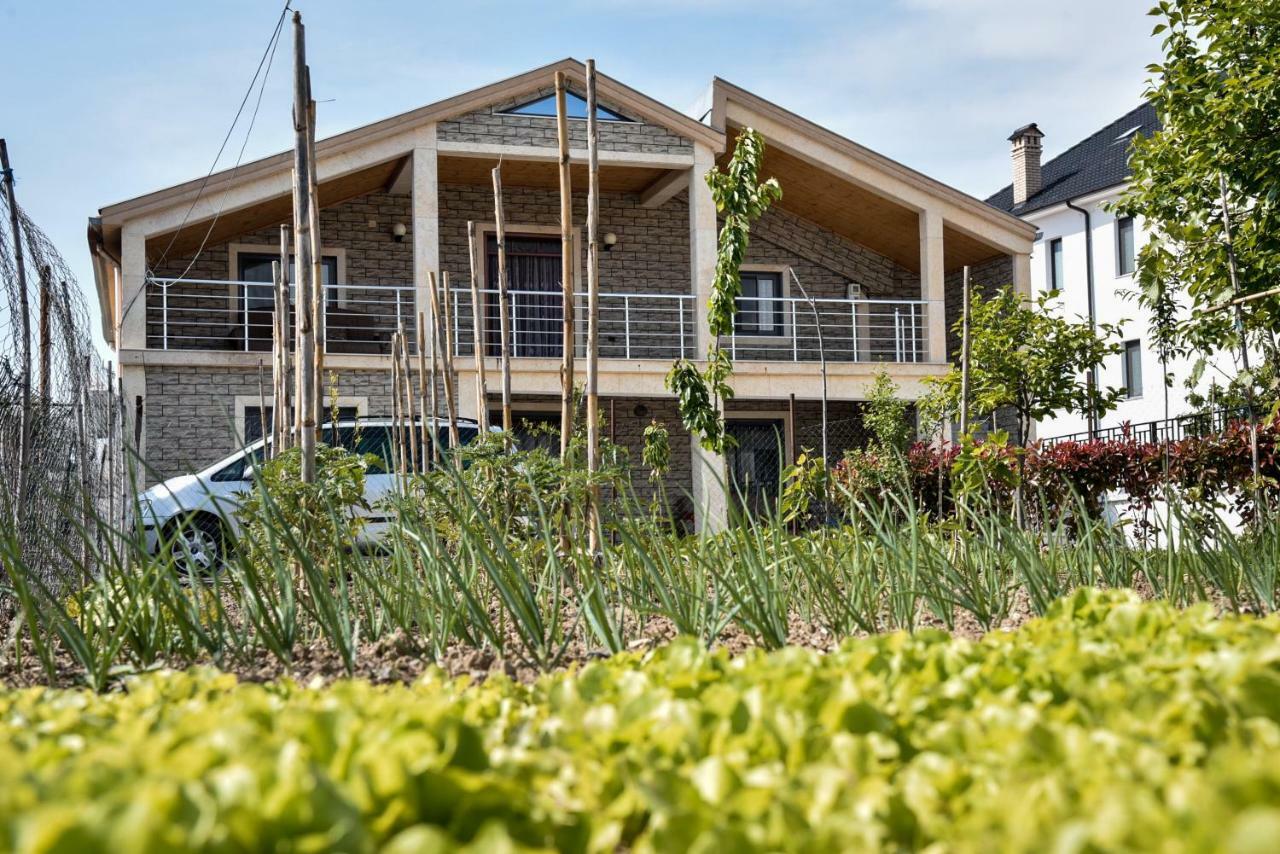 Villa Garden Shkodra ภายนอก รูปภาพ
